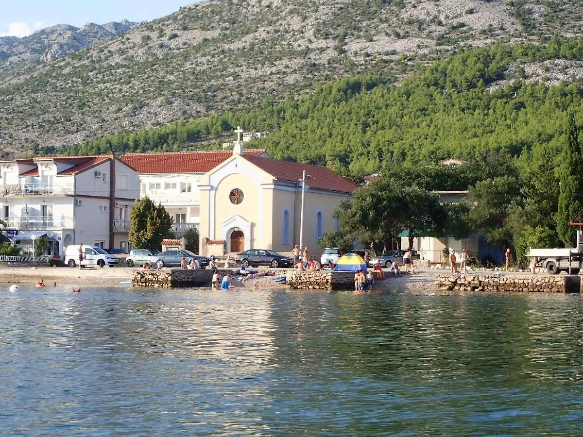 Apartment In Starigrad-Paklenica 44023